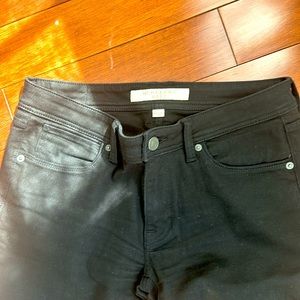 Authentic Black BURBERRY jeans for women.